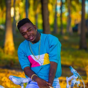 MP3 DOWNLOAD Aslay - Likizo