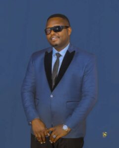 MP3 DOWNLOAD Dr Matekenya Ft B2k - Busu