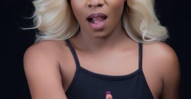 MP3 DOWNLOAD Lady JayDee - Natamani Kuwa Malaika