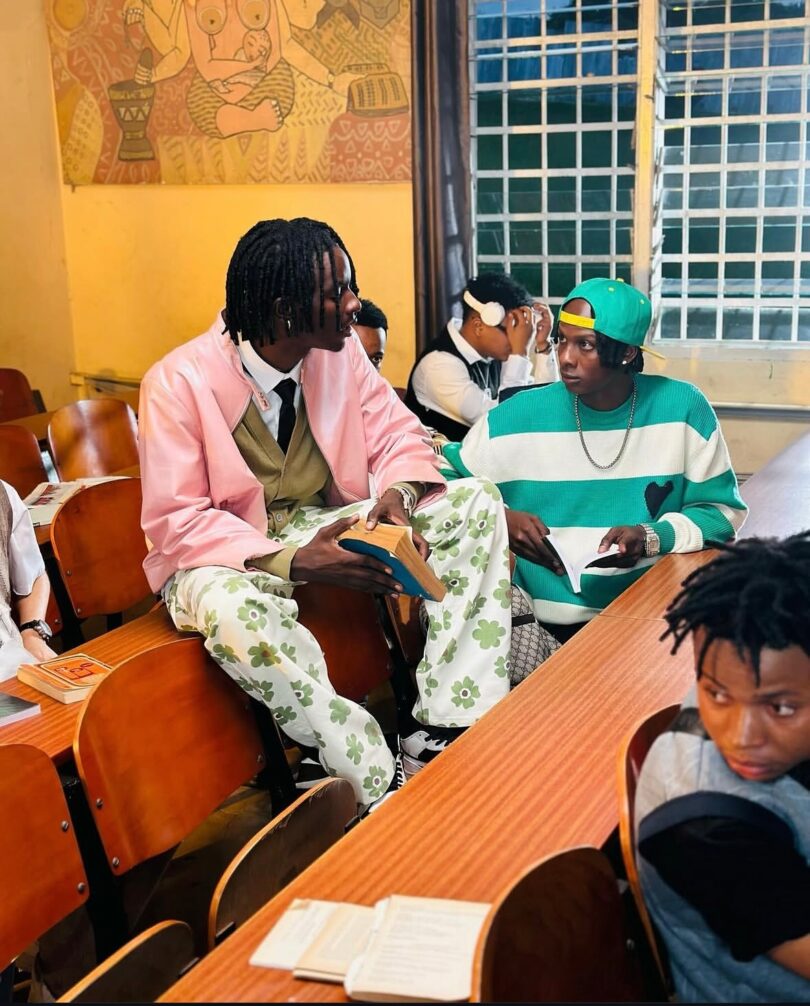 MP3 DOWNLOAD D Voice - Ratifa