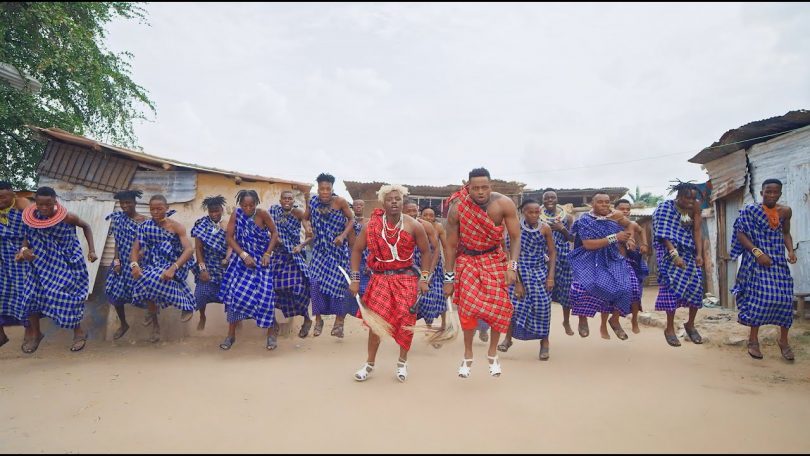 DOWNLOAD VIDEO Rayvanny Ft Diamond Platnumz – Amaboko Mp4