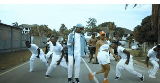 VIDEO DOWNLOAD Nandy & Billnass - Do Me Dance.