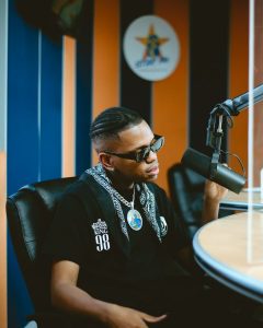 MP3 DOWNLOAD King98 - Fever