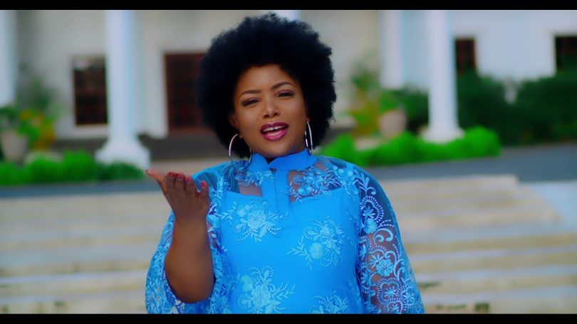 VIDEO DOWNLOAD Christina Shusho – Teta Nao