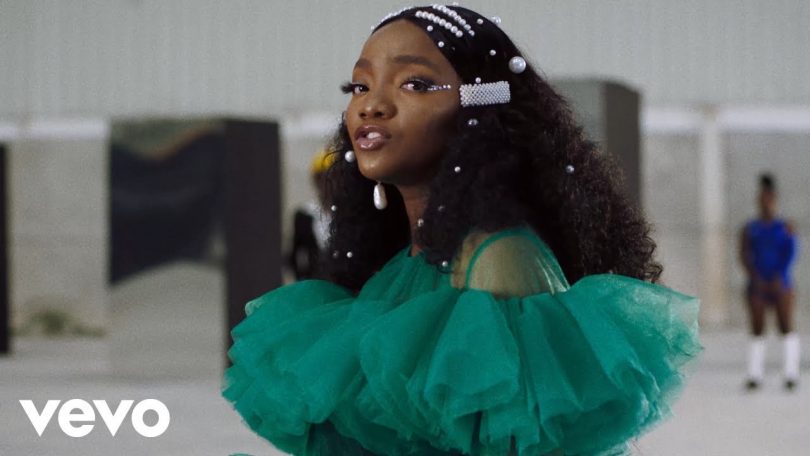 VIDEO DOWNLOAD Simi – Woman