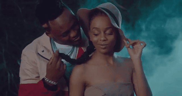 VIDEO DOWNLOAD Lomodo Ft Nandy – Sina Ujanja