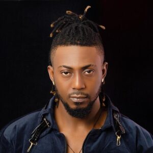 MP3 DOWNLOAD Papii J - One Life