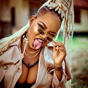 MP3 DOWNLOAD Rosa Ree Ft Chemical & Frida Amani -Threesome