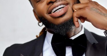 MP3 DOWNLOAD Diamond Platnumz Ft Khadija Kopa - Nasema Nawe
