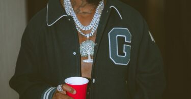 MP3 DOWNLOAD Diamond Platnumz Ft Rayvanny - Salome