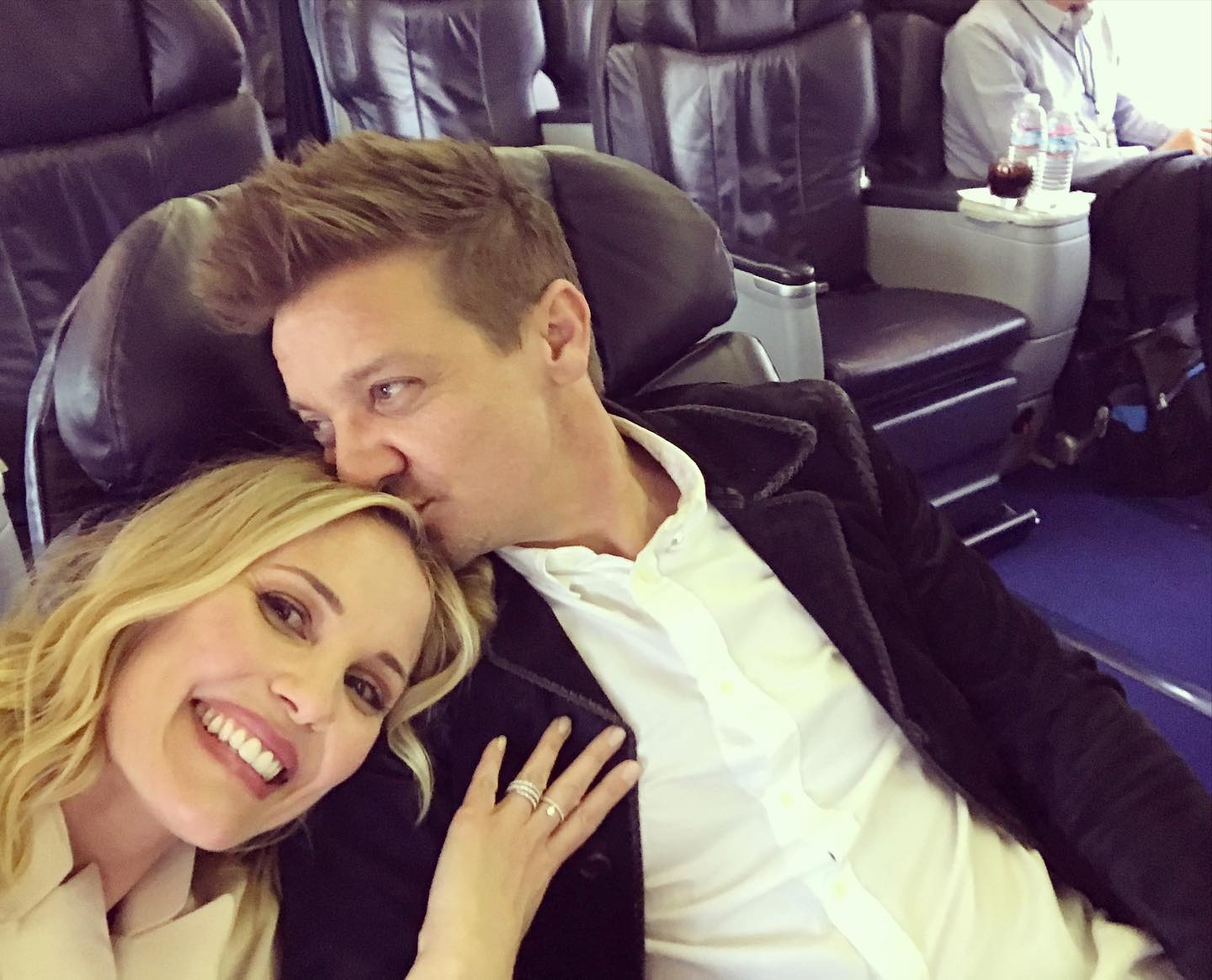 Who is Leslie Knipfing? All About Kevin James's sister