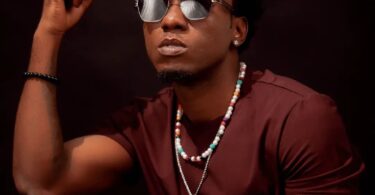 MP3 DOWNLOAD Rich Mavoko Ft Joslin - Uzuri wako