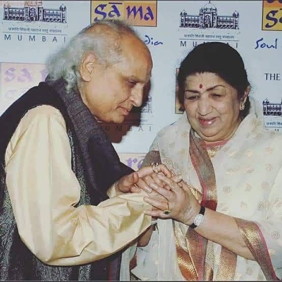 Lata Mangeshkar's Husband? Was She married?