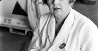 Who was Mária Telkes? Everything About the Hungarian-American biophysicist