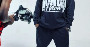 MP3 DOWNLOAD Khaligraph Jones - Bongo Favour
