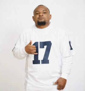 MP3 DOWNLOAD Stamina Ft Maua Sama - Love Me