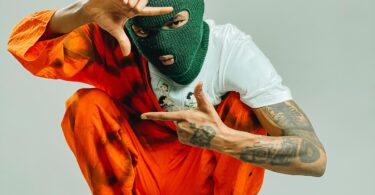 MP3 DOWNLOAD Conboi Cannabino Ft Damian Soul - Niko Tayari