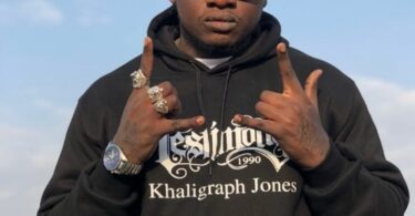 MP3 DOWNLOAD Khaligraph Jones - 8 PM in Nairobi