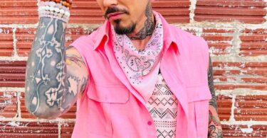 David Bromstad Net Worth 2024: Earnings, Salary, Age, & Cars