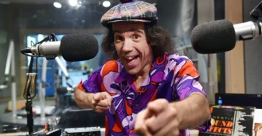 Nardwuar Net Worth 2024: Income, Age, Salary, and Cars