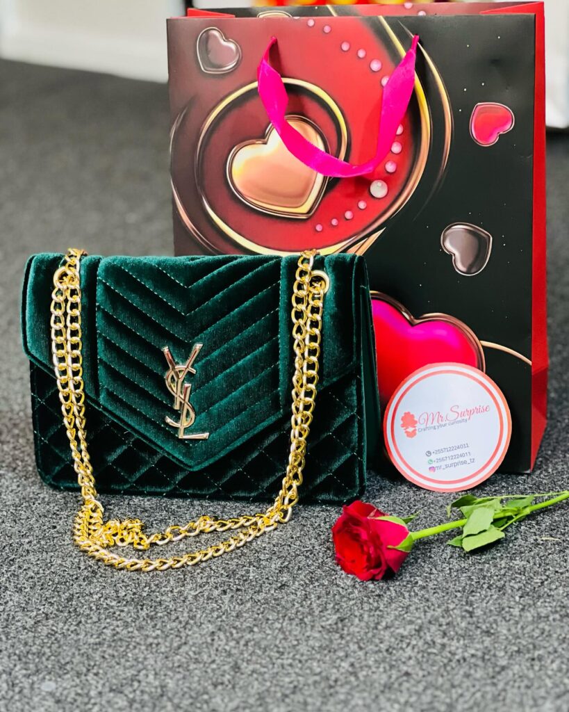 Birthday Gift Idea For Your Girlfriend