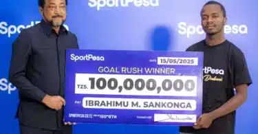 Kijana wa Miaka 23 Ashinda TZS 100 Milioni Kupitia SportPesa Goal Rush!