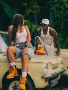 SMS za Mahaba za Kuvutia kwa Mchumba