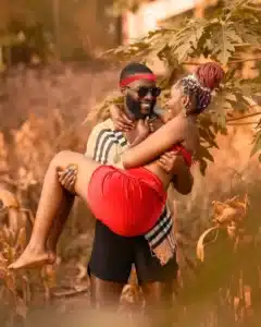 Ujumbe wa Upendo Unaovutia na wa Kipekee