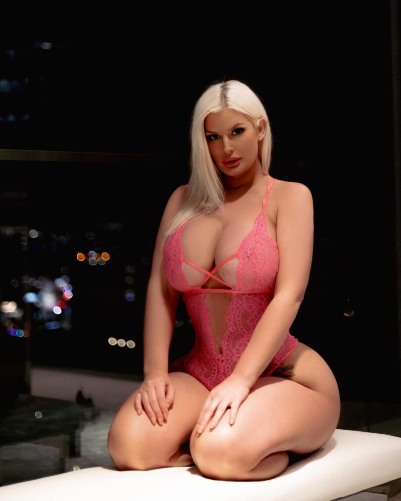 Top 10 Curvy Prnstars in the World Right Now 2025