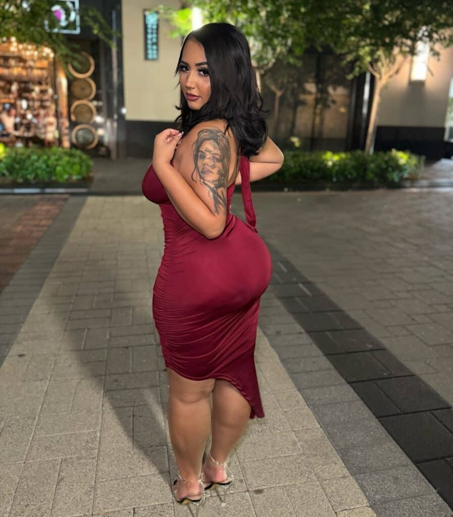 Top 10 thick actress prnstars